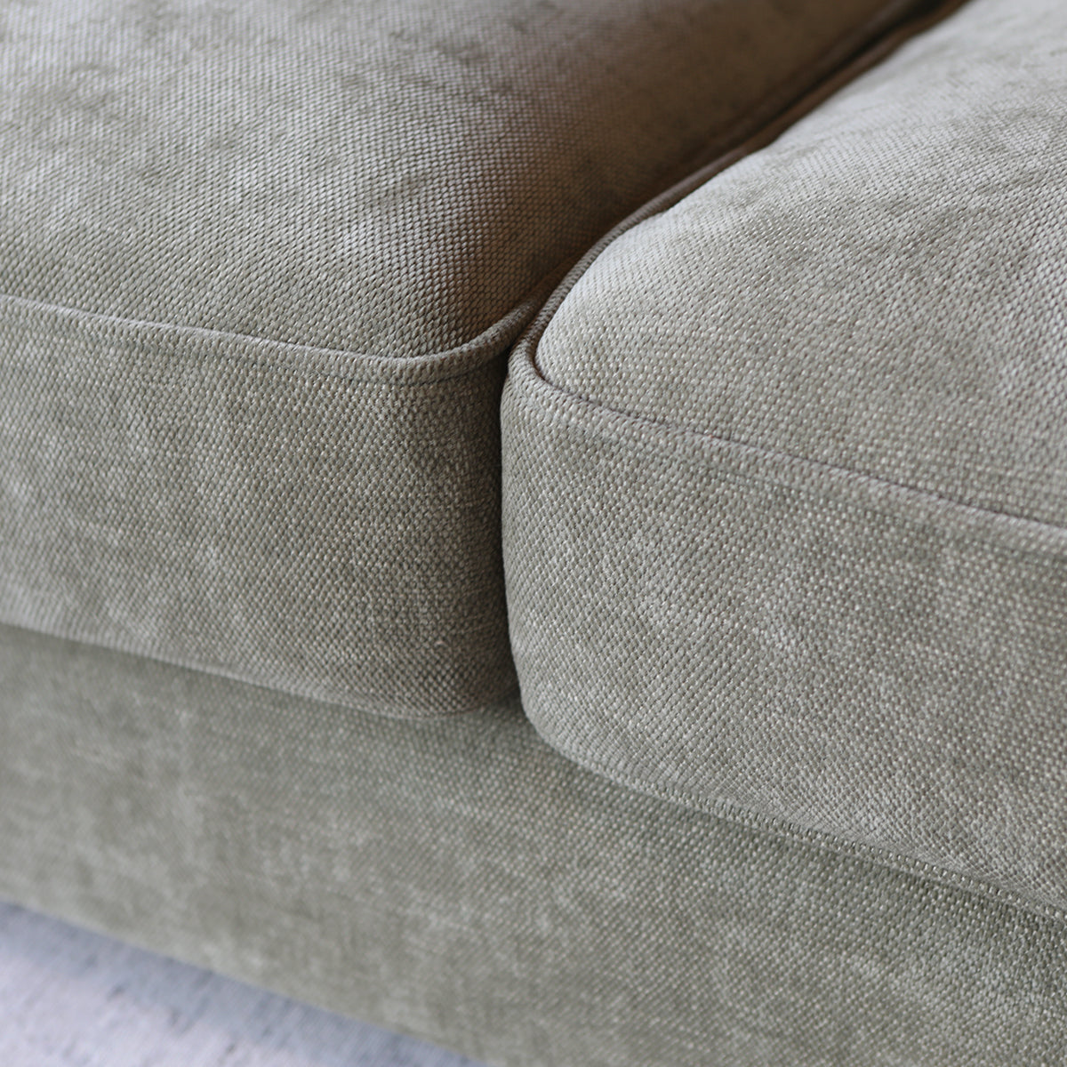 PEPP interiors RICHIE met ottoman links - Rebel 18